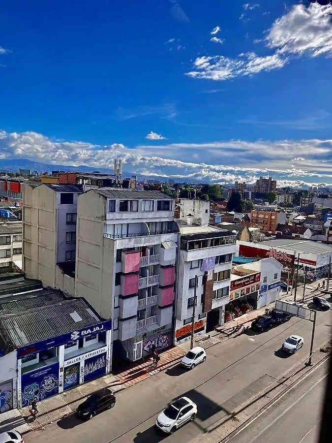 Centrico, Comodo Con Dos Camas En Chapinero Bogota